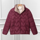Damen kurze Steppjacke mit Bogensteppung und Druckknopfblende – Angorrot