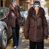Damen kurzer Thermoparka mit abnehmbarem Kunstfellkragen und Taschen – Braun