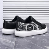 Damen Schwarze Schnür-Sneaker Mit Totenkopf-Print – Gepolsterte Komfortschuhe – Grauschwarz