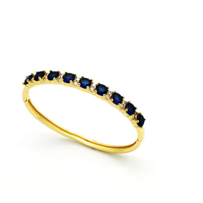 Sturdy Gold Ring | Rock Solid Design
