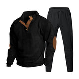 Herren nan strukturiertes Strick-Loungewear-Set mit halber Knopfleiste, kontrastreichen Ellbogenpatches und elastischem Tunnelzug-Jogger Drune – Schwarz komplett