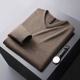 Max | Feiner Minimalistischer Pullover – Khaki