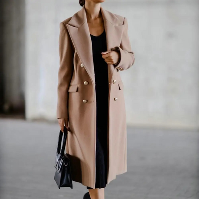 Eleganter Damenmantel - Figurbetont mit Taschen und Knöpfen