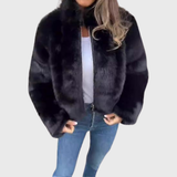 Greta | Warme Damen Fleecejacke Teddy modern elegant – Schwarz