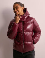 Pufferjacke Damen | Abnehmbare Kapuze & Hochabschließender Zipper – Rot