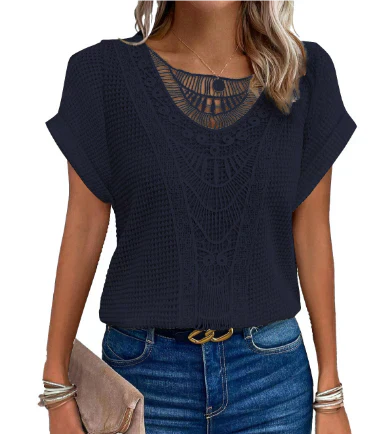 Amadis® | Stilvolle Damenbluse mit Prägung und umgeschlagenen Ärmeln