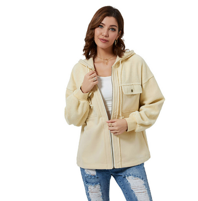 Stilvolle Jacke mit Kapuze