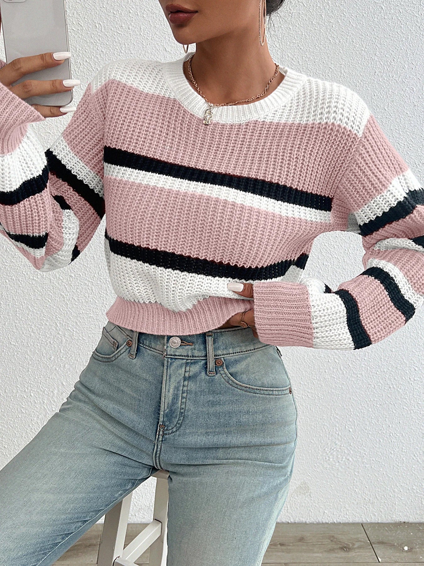 Damen Strickpullover aus Acryl - Oversized Fit mit Rundhals und Langen Ärmeln