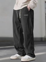 Carin | Komfortable Herren Freizeithose modern geschnitten – Schwarz
