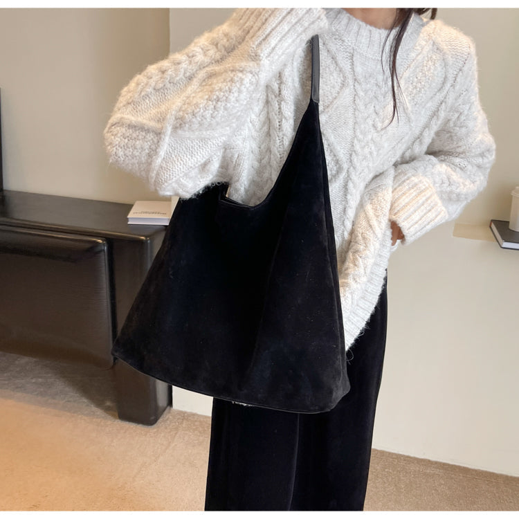 Marlowe | Große Tasche aus veganem, wildlederähnlichem Stoff mit mehreren Taschen