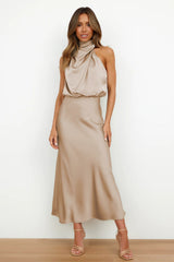 Noemi | Damen-Satinkleid mit luxuriösem Schimmer – Beige