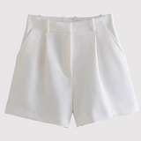 Mirelle - Maßgeschneiderte hochtaillierte Bundfalten-Shorts – Weiß