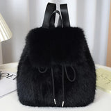 Marie | Klassischer Damen Rucksack aus Kunstfell – Schwarz
