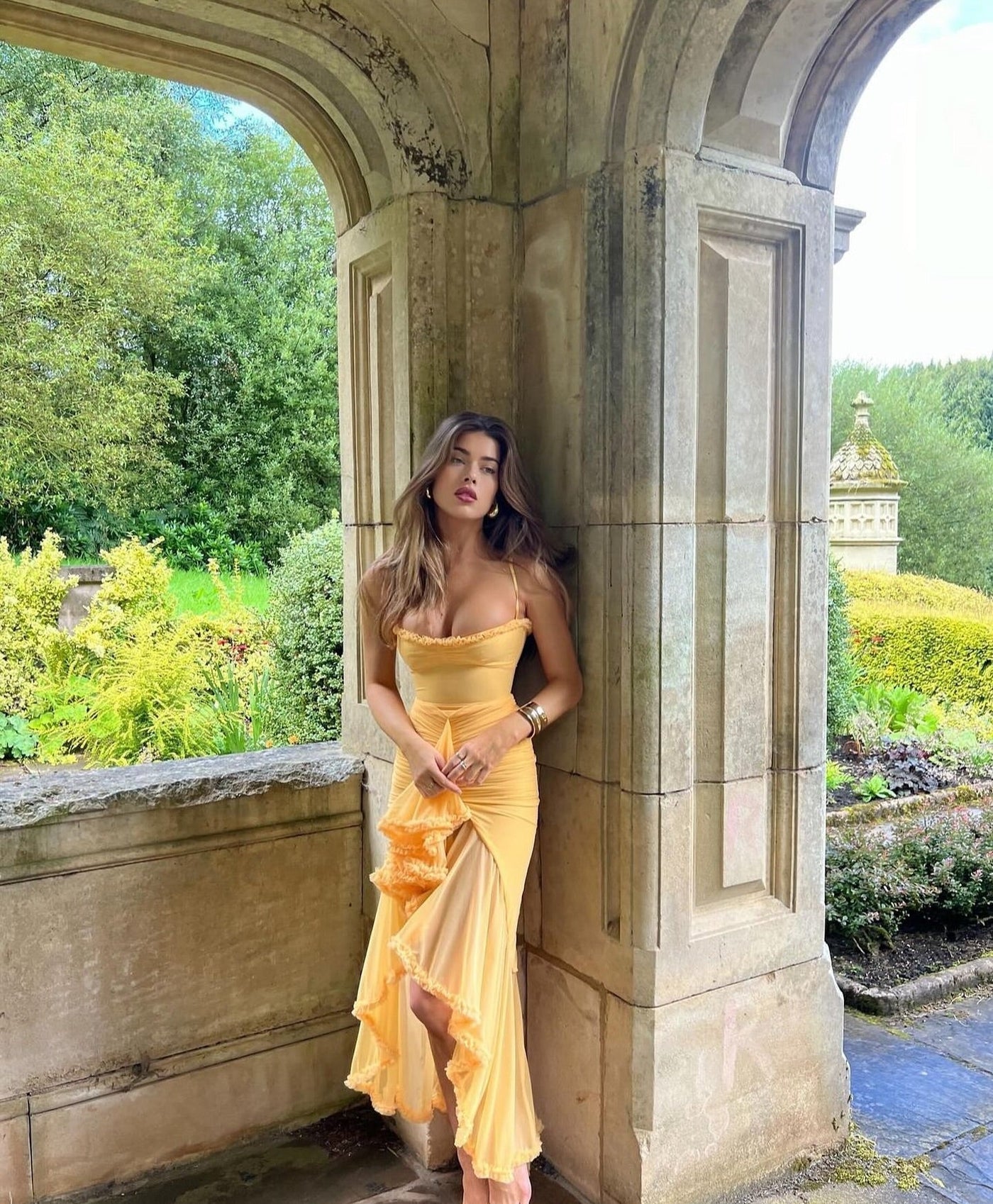 Damen Elegantes Rüschensaum Hochzeitsgast Kleid | Maxi