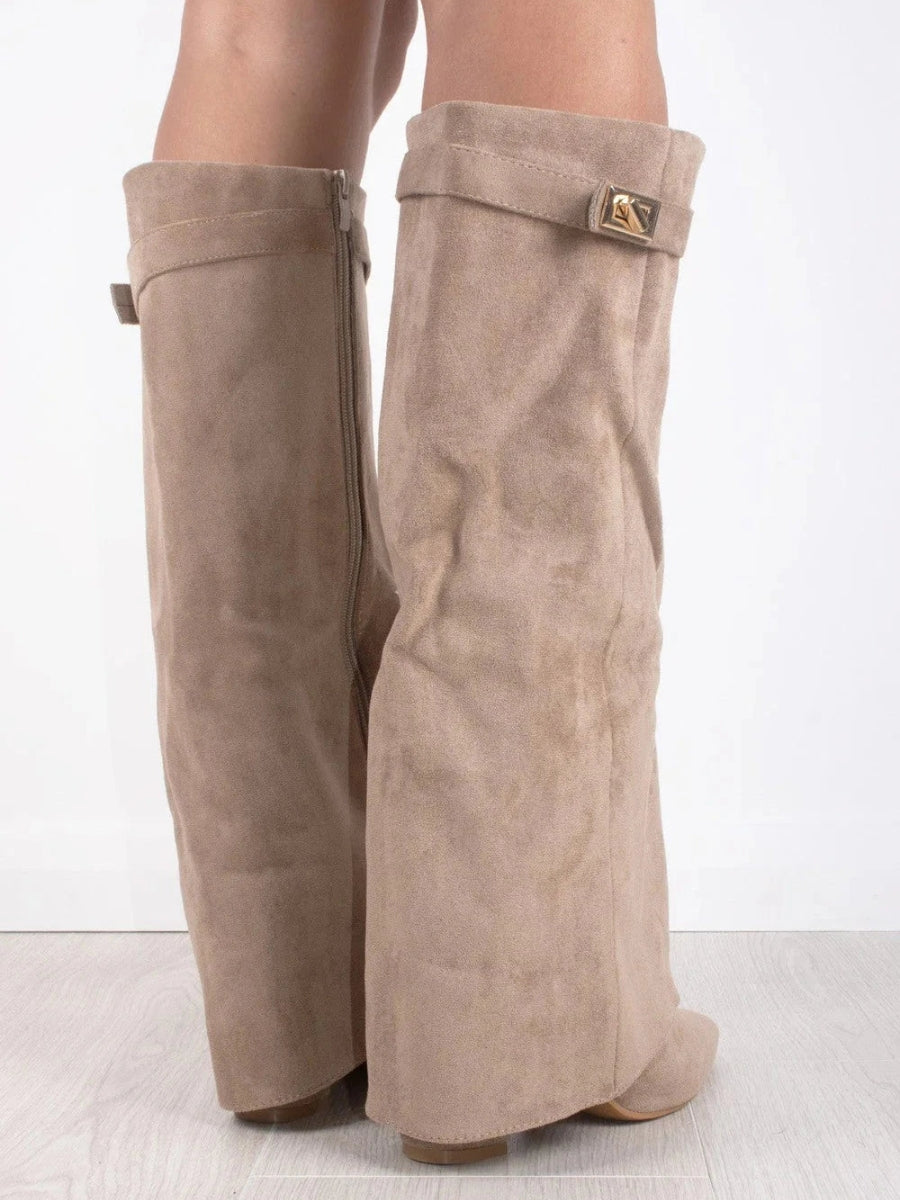 Schwarze Stiefel Damen mit Eleganten Goldakzenten