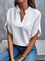 Shirt mit V-Ausschnitt Damen | Fließender Fall & Eleganter Schnitt – Weiß
