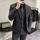 Slim-Fit Dreiteiler Herrenanzug | Markante Silhouette & Souveräner Auftritt – Dunkelgrau