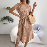 Sommerkleid Damen | Plissiertes Midi mit Bindegürtel & Blumenmuster – Khaki