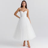 Sophia – Elegantes schlankmachendes Kleid für Damen – Weiß