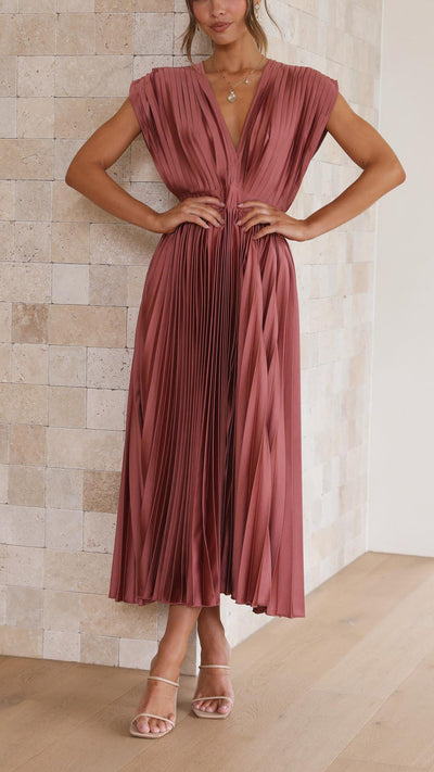 Iria - Elegantes Plissiertes Kleid