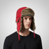 Trappermütze mit Ohrklappen - winddicht und warm – Rot