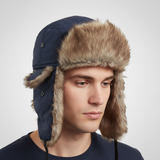 Trappermütze mit Ohrklappen - winddicht und warm – Marineblau