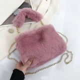 Elisa | Stilvolle Damen Schultertasche aus Plüsch – Rosa