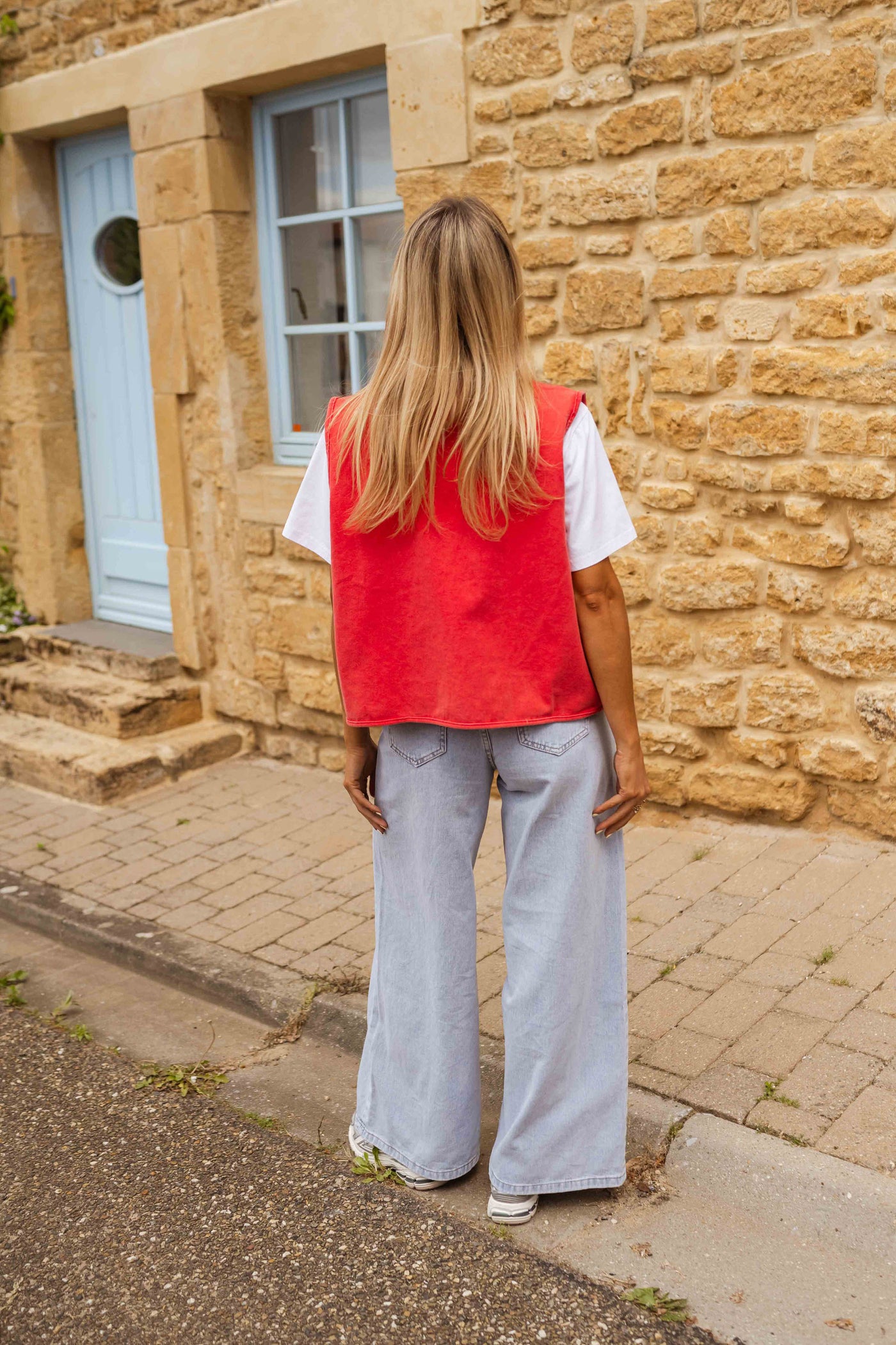 Damen Weste mit Knöpfen – Rot, Figurbetont & Leicht – Sommer & Layering