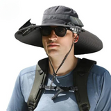 Outdoor-Sonnenhut mit integriertem Solarlüfter und verstellbarer Passform – A