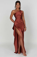 Petra | Damen One-Shoulder Maxikleid Mit Schlitz – Rostbraun