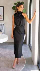 Elisa | Damen Elegantes Midi-Kleid mit Neckholder und Drapiertem Ausschnitt – Schwarz