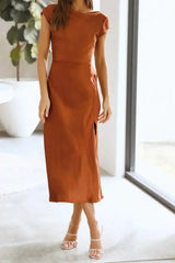 Lara | Damen Slip-Midikleid mit minimalistischer Silhouette – Hellbraun