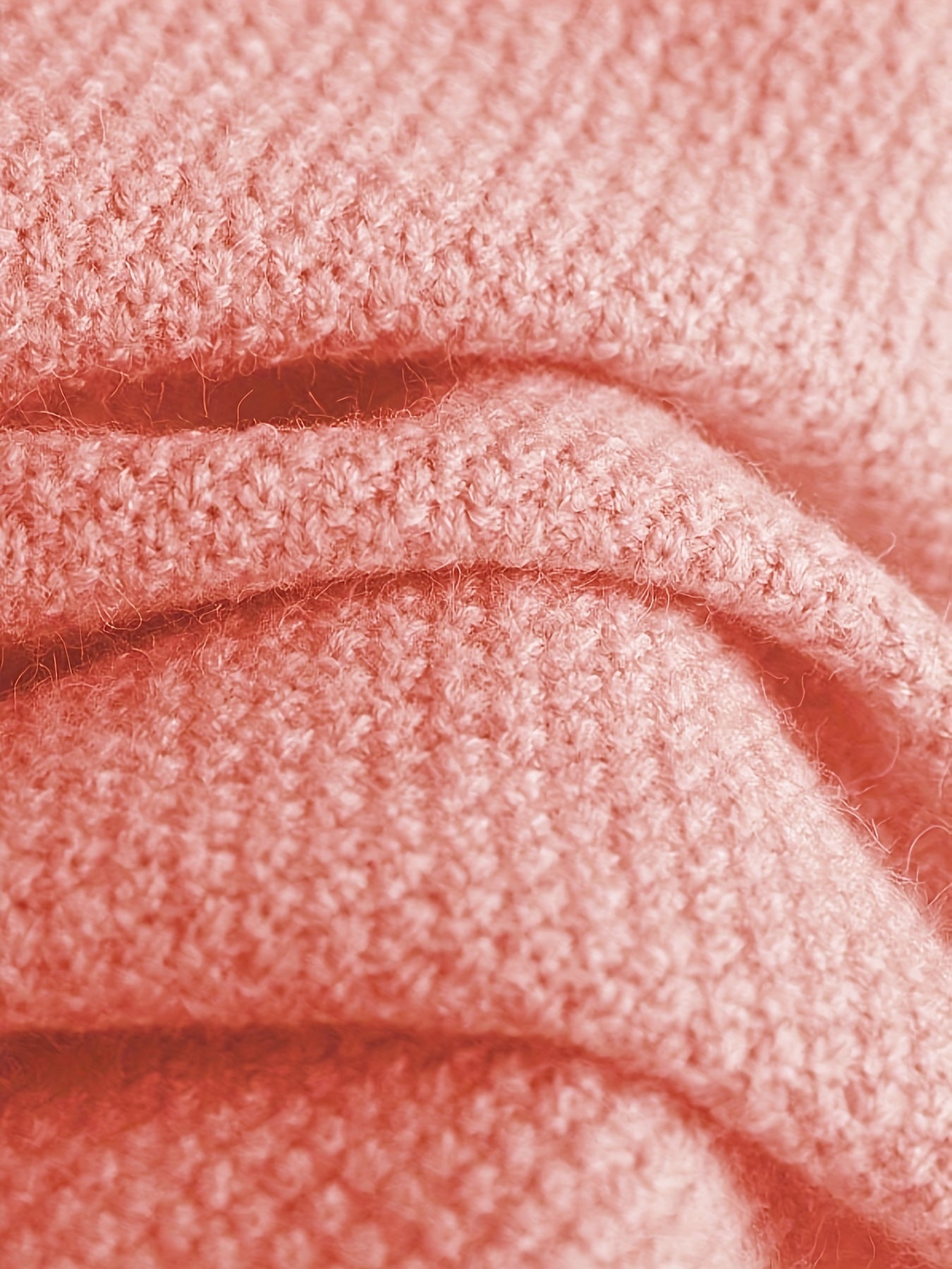 Kuscheliger Damen-Strickpullover mit weiter Jogginghose für kalte Tage