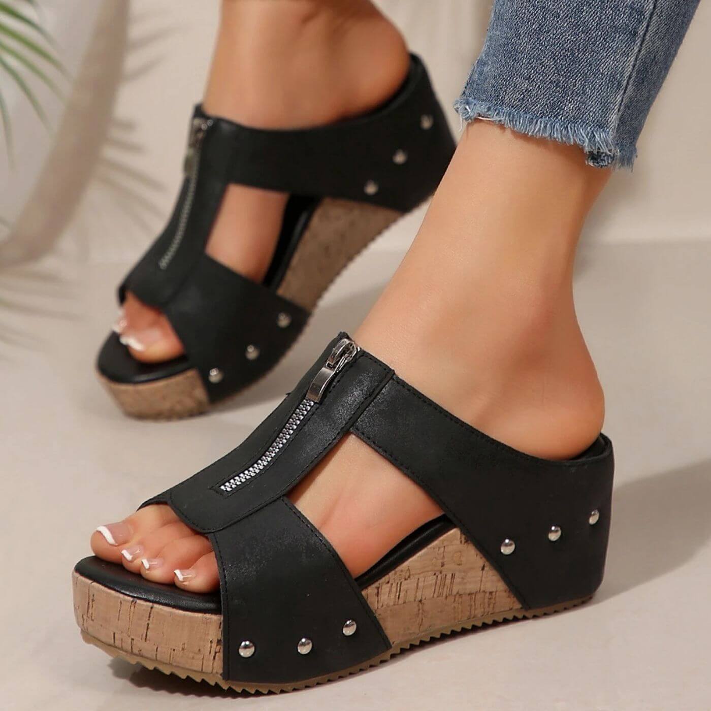Yara – Orthopädische Keilsandalen mit offener Zehenpartie