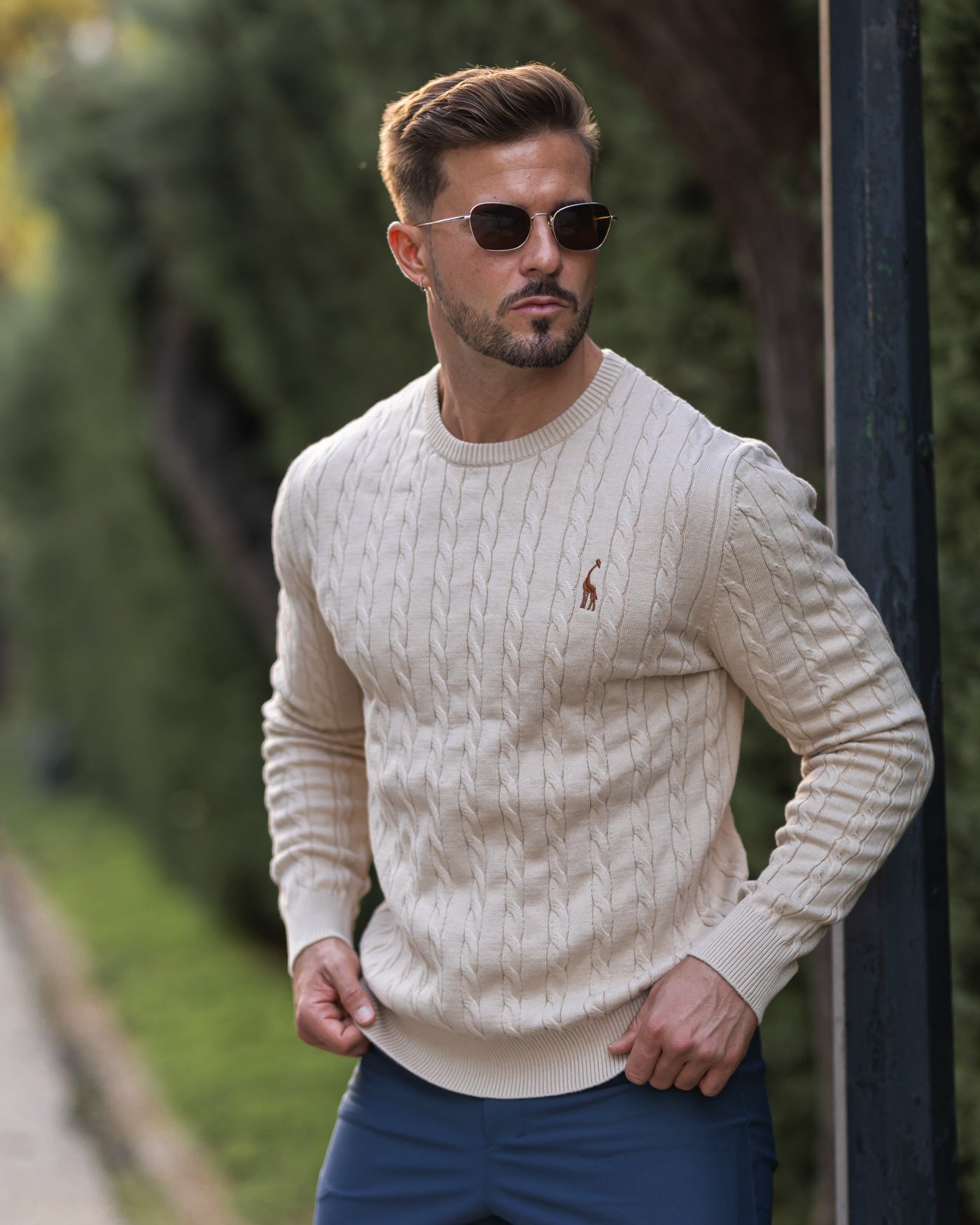 Zopfmuster Pullover für stilvolle Herren