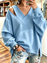 Aurelia - Soft-Touch-Sweatshirt mit V-Ausschnitt und Cut-out-Details – Himmelblau