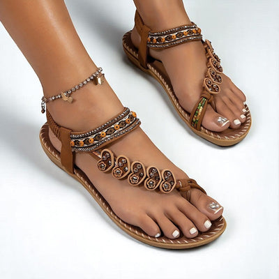 VALE | Feminine lightness meets stylish comfort.