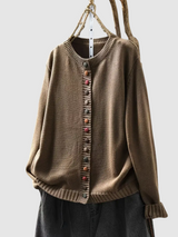 Almhild | Damen Strickjacke mit Knöpfen Rundhals – Braun