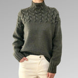 Almonde | Damen Zopfmuster Strickpullover mit Rollkragen – Olivgrün