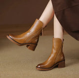 Charlotte | Elegante Leder-Stiefeletten mit Blockabsatz – Braun