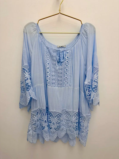 Lurdes – Stilvolles Hemd Mit Rundhalsausschnitt