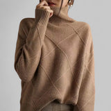 Susanne | Rollkragen Locker Geschnittener Pullover für Damen – Kamel