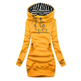 Cordula | Damen Hoodie Kleid mit Kapuze und Herz Print – Gelb