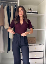 Damen Bordeaux Tweed Dreiteiliges Set – Elegantes Jacken Outfit – Oberteil mit V-Ausschnitt