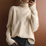 Natalie | Gemütlicher Zopfmuster Rollkragenpullover – Beige