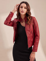Lena | Damen Bikerjacke Taillierte Kunstleder Jacke mit Stehkragen – Rot