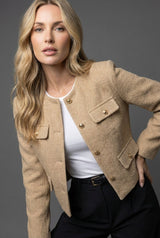 Hannah | Damen Blazer Kurz Tweed Rundausschnitt Goldknöpfe – Khaki