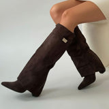Nora | Damen Overknee Stiefel Mit Schnalle Spitzer Blockabsatz Wildleder – Braunes Wildleder