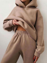 Amelie | Damen Oversized Kapuzen-Strickpullover mit Jogginghose im Set – Braun