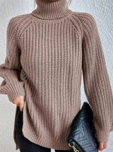 Clara | Damen Oversized Rollkragen Strickpullover mit lockerem Schnitt – Hellbraun